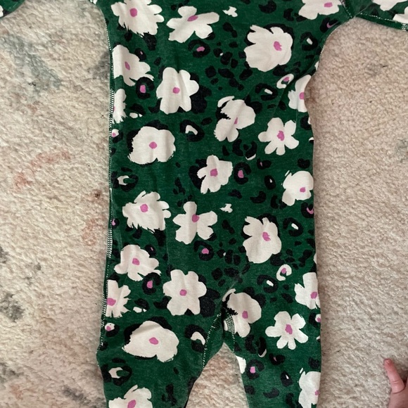 Hanna Andersson Floral One Piece Size 3-6 months - Picture 5 of 5